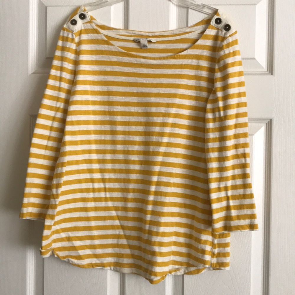 Boat neck 3/4 length sleeve shirt